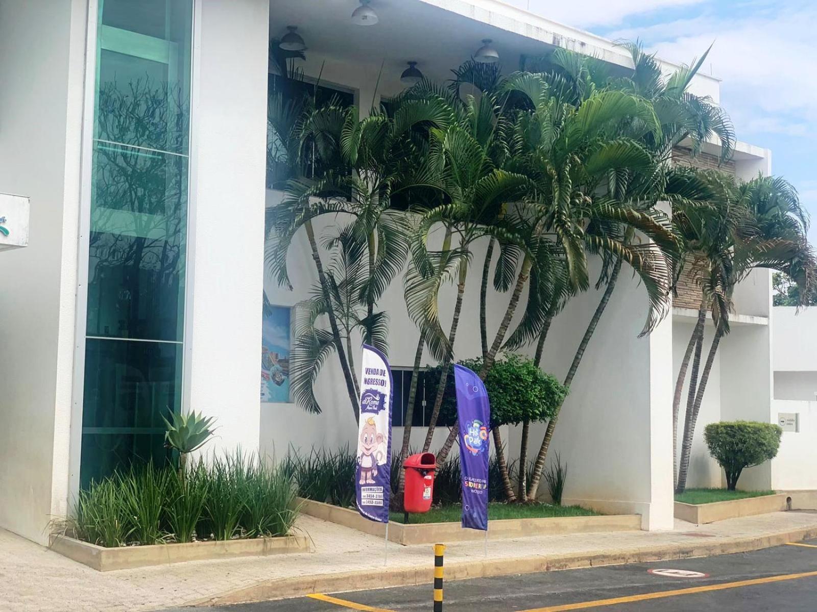 Lacqua diroma com fogão, geladeira, micro-ondas, Park aquático 24h, acomoda até 5 pessoas Caldas Novas Esterno foto